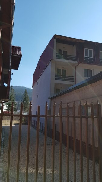 Busteni, ideal azil, hotel,
