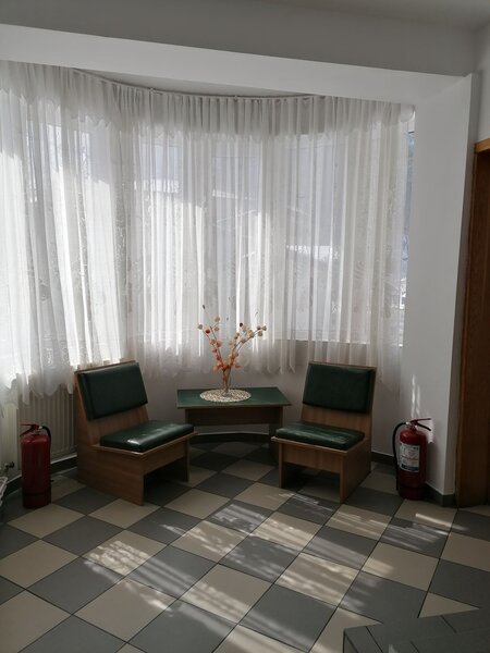 Busteni, ideal azil, hotel,